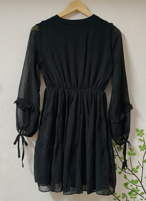 Long sleeves black dress with ruffles and tie cuffs - Image 3